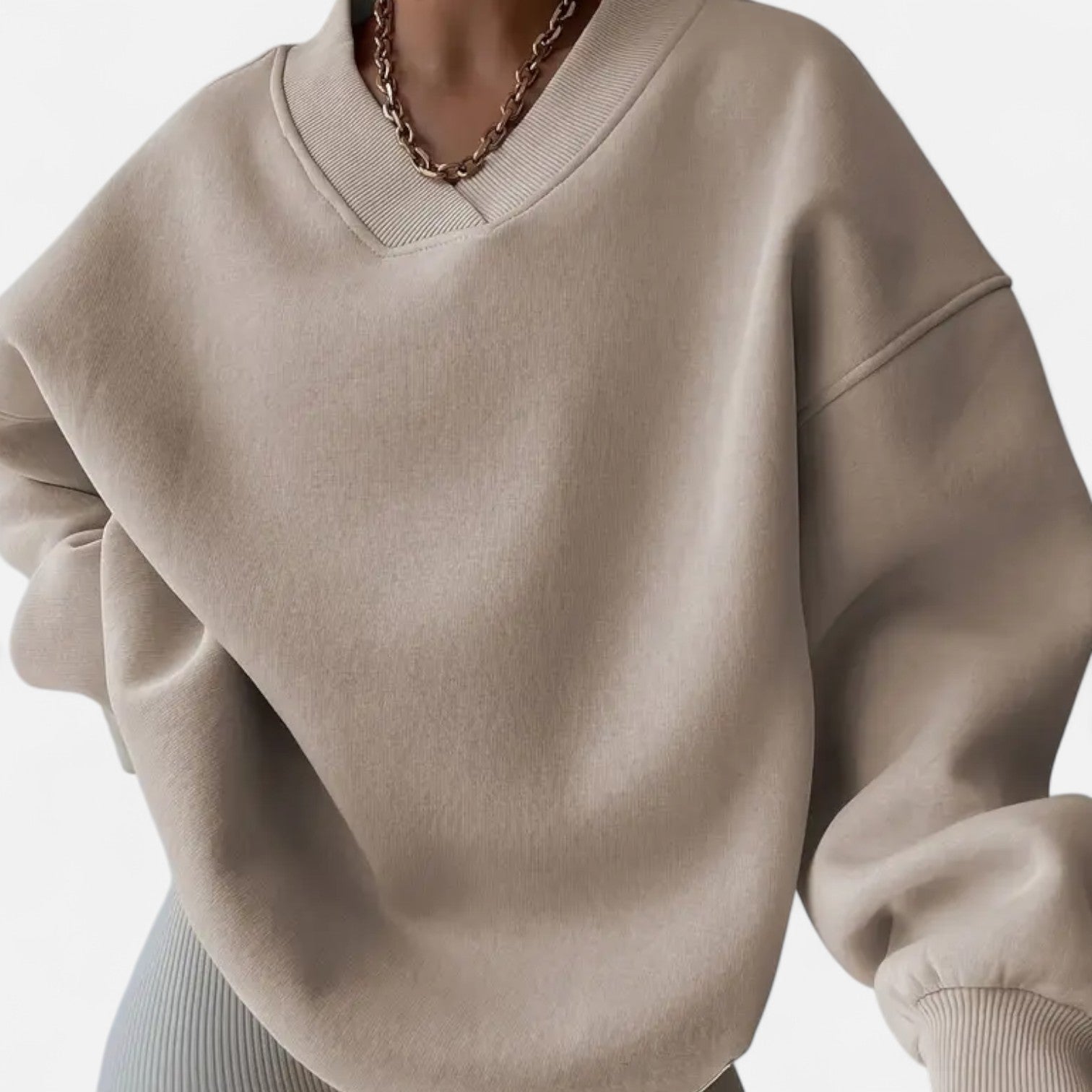 Kozori | Women’s Solid V-Neck Oversize Sweatshirt