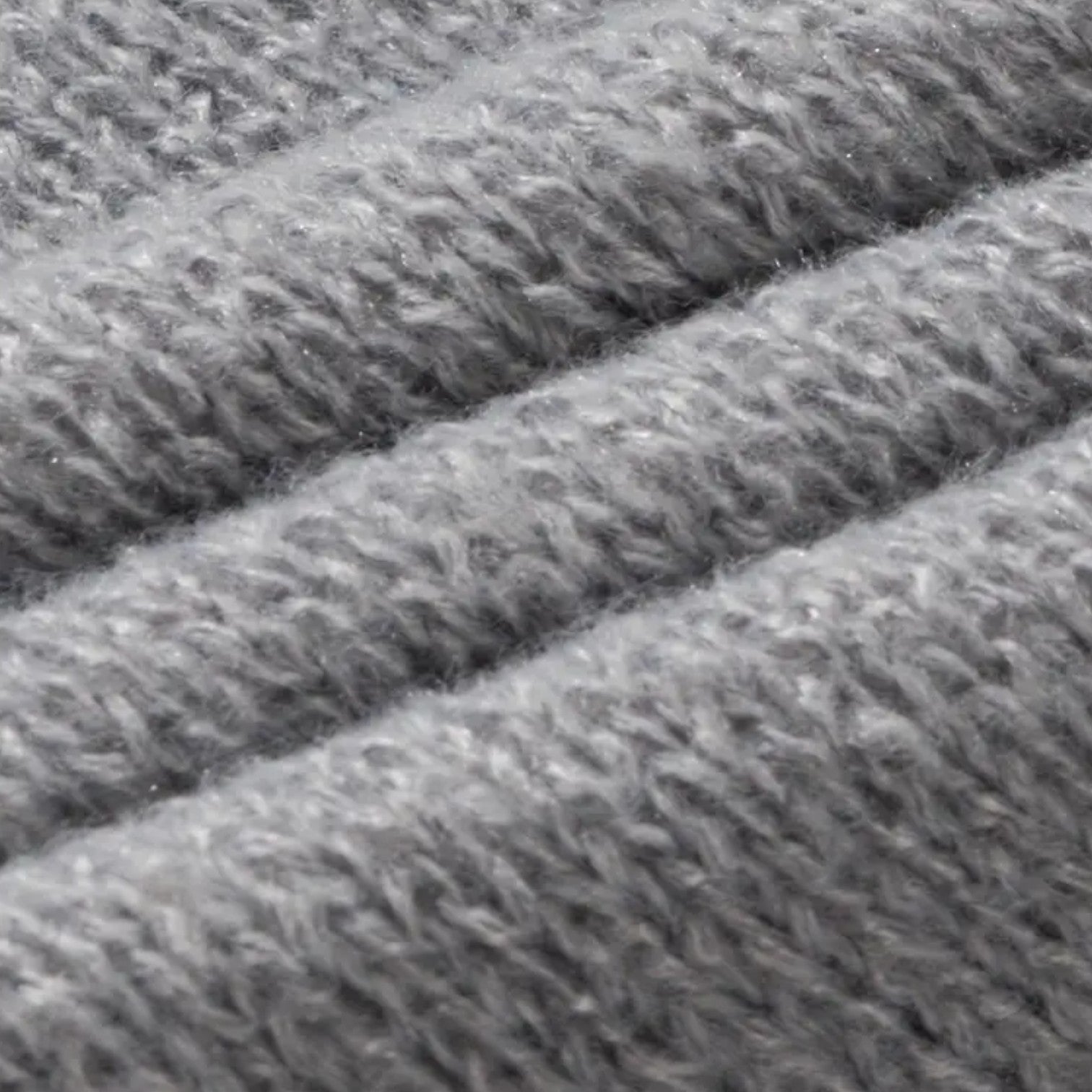 Kozori | Oversized Fishbone Street Pullover